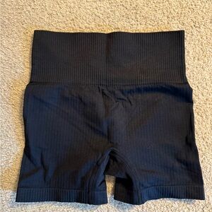 Black High-Waisted Ribbed Shorts